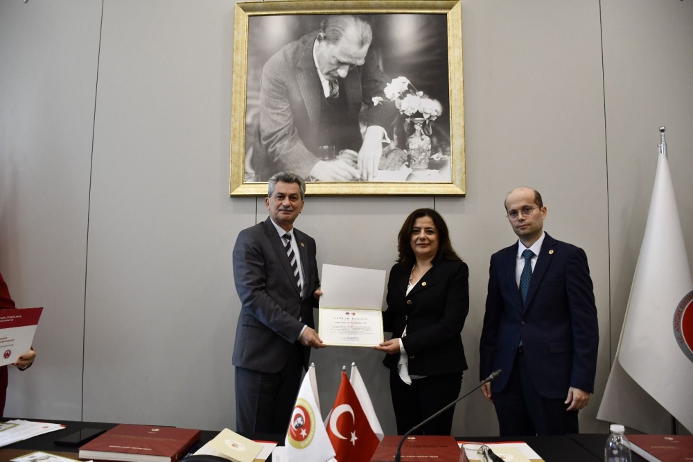 Bölümümüz Öğretim Üyesi Prof. Dr. Bengül Bolat, Atatürk Araştırma Merkezi Başkanlığı Bilim Kurulu Üyeliğine Atandı