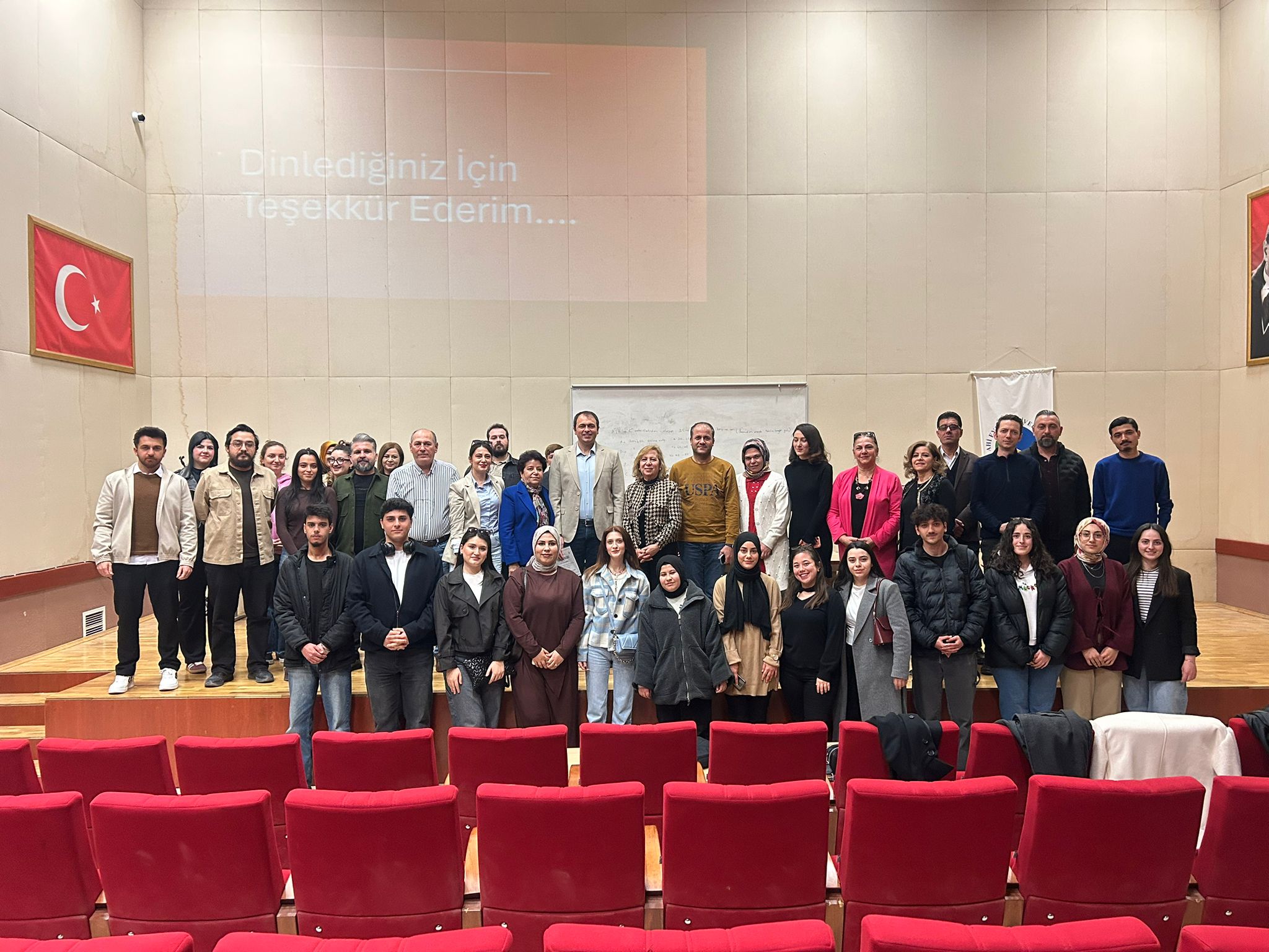 Tarih Bölümünde “Tarihsel Bağlamda Dünyada ve Türkiye’de Kadın Hareketinin Gelişimi” Konferansı